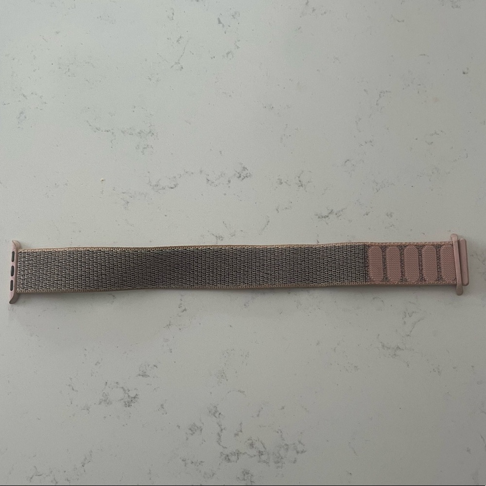 Light pink Apple Watch loop band